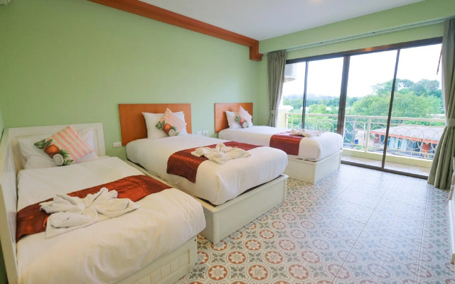 ROYAL PINEAPPLE HOTEL | A Welcome to Wealth and Good Fortune