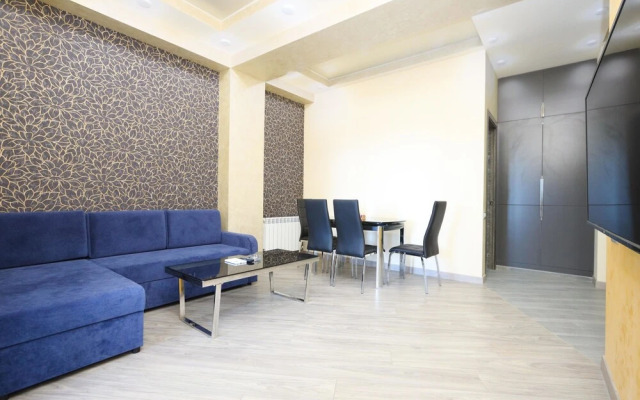 Stay Inn next to Dalma Mall