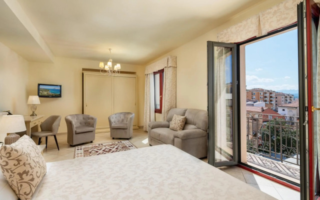 Hotel Regina Elena