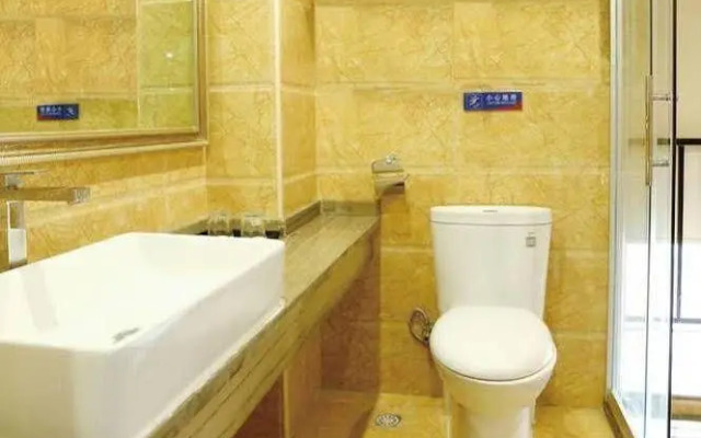 Tiecheng Hotel