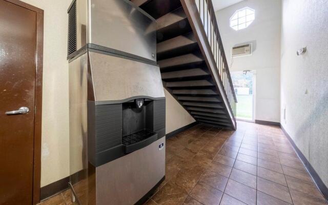 Red Roof Inn Dahlgren - Naval Base