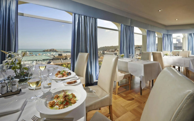 La Fregate Hotel