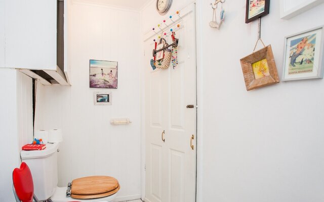 Two Bedroom Apartment Near Shepherds Bush
