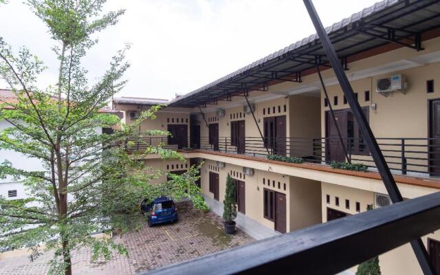 OYO 1371 Carofin Guest House