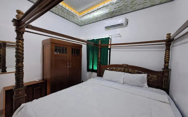 OYO 93814 Amanda Homestay