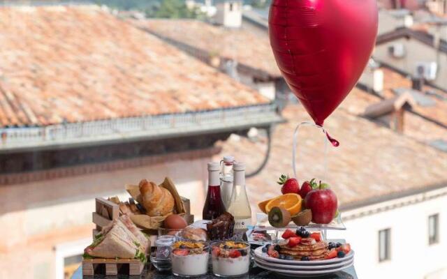HEART OF TRENTO apartments