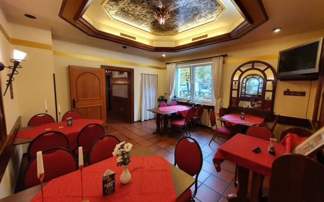 Hotel Neuenburger Hof