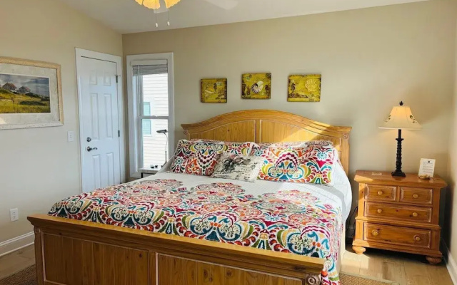 Beach Ya There 5 Bedroom Home by RedAwning