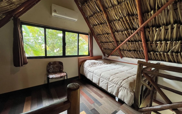 Embajada Universal By La Eufemia Group