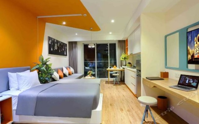 Parama Apartments Balcony Beachfront