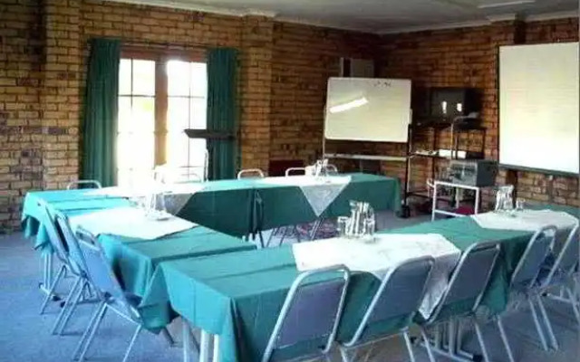 Quality Inn Overlander Homestead