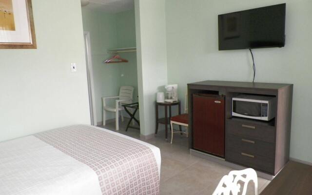 Royal Canadian Motel