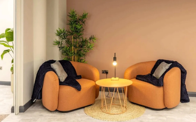 Student Only Winfield Court