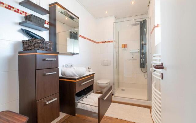 Stylish 2 Room Maisonette Hannover