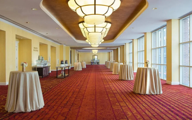 Marriott St. Louis Grand