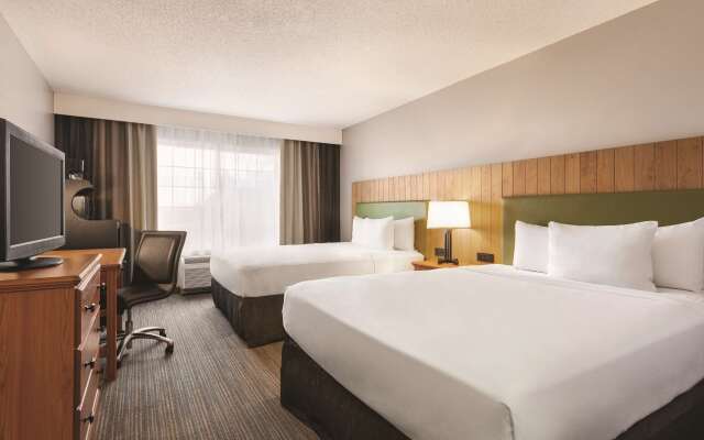 Country Inn & Suites by Radisson, Springfield, OH