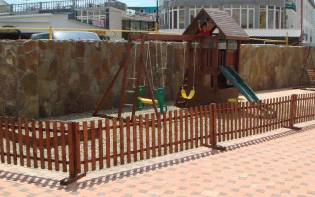 Tri Brillianta Hotel