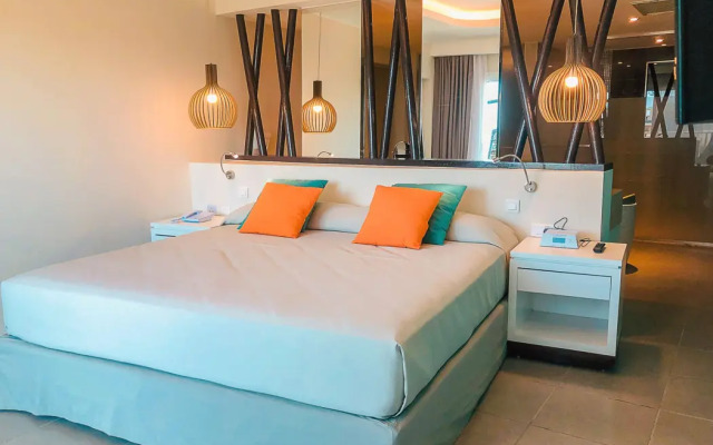 Hotel Valentin Cayo Cruz