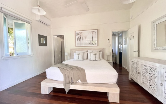 Sweet Creek Cottage, Palm Cove – Guest Rooms – Cairns