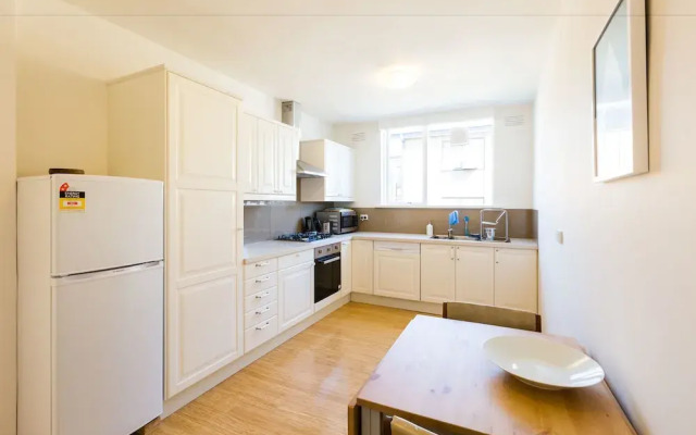 Rosie 2Bdr Stkilda Apartment