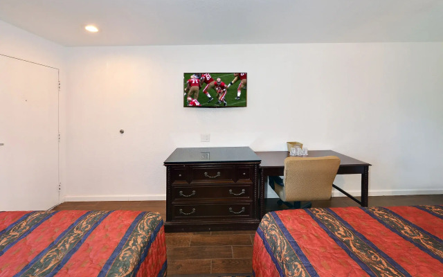 Budget Inn
