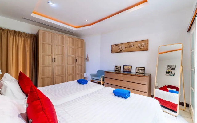 Exotic Pool Villa Solandra in Bangtao