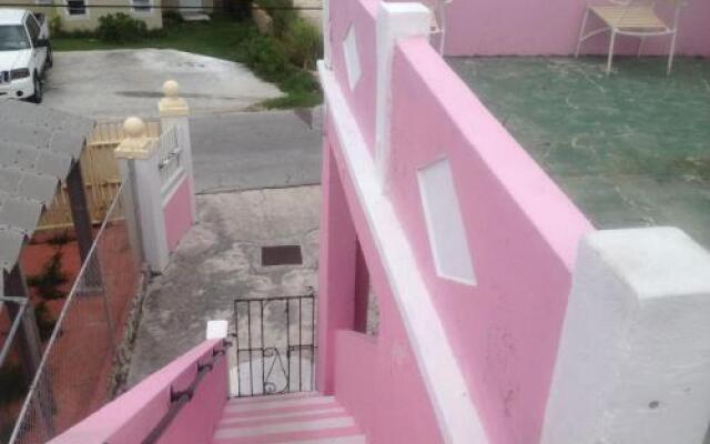 Da Pink and White Castle 2