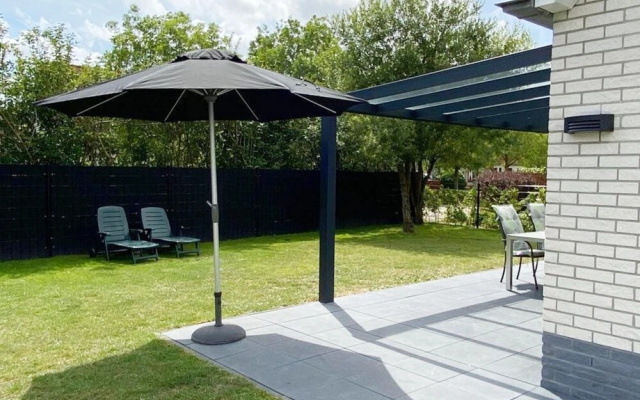 Holiday Home With Pet-friendly Garden