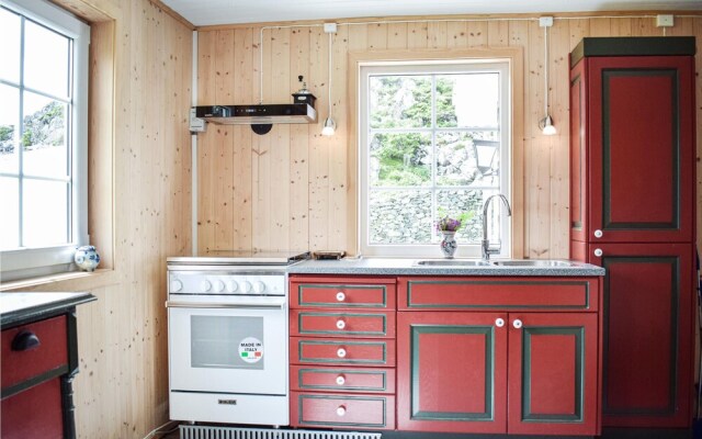 Beautiful Home in Stolmen With 2 Bedrooms