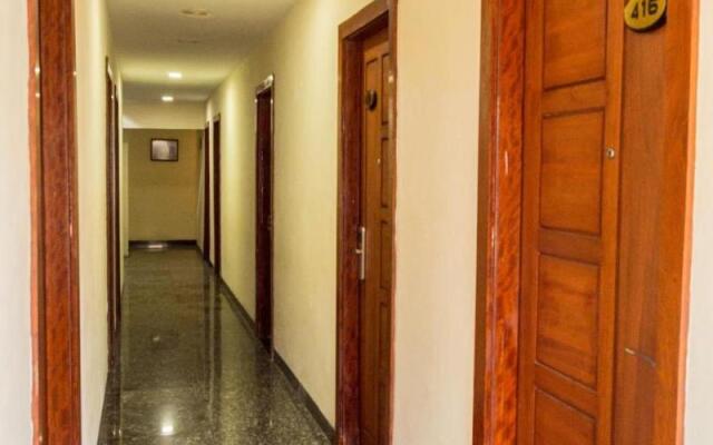 OYO 625 Hotel Golden Gate