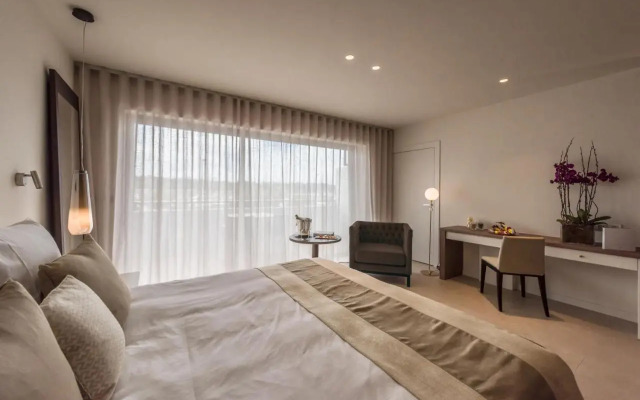 Cap d'Antibes Beach Hotel