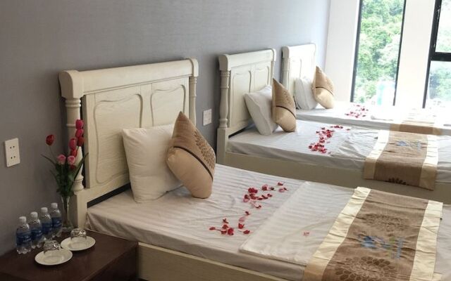 Romance Hotel