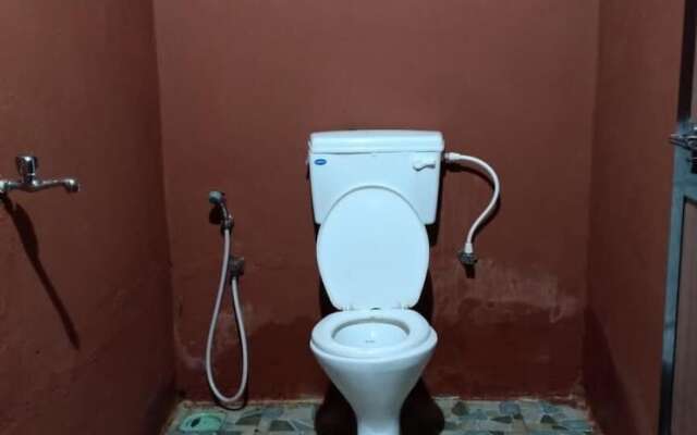Hostel Pitchers