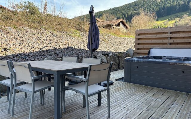 Chalets Perce Neige & Jacuzzi privatif