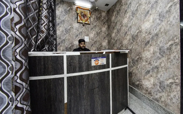 Hotel Lords By OYO Rooms