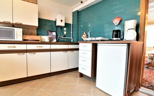 Cozy Apartment in Proseken Germany Near Sea