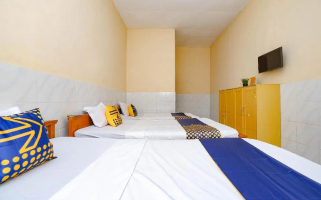 SPOT ON 2011 Hotel Mekar Sari