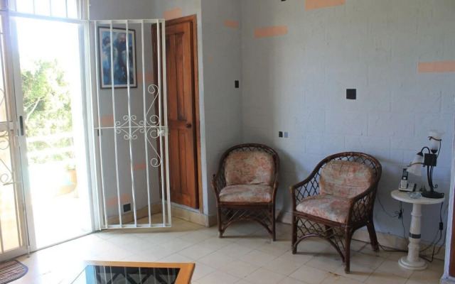 Hostal Sra. Vivian, Apartamento independiente VEDADO