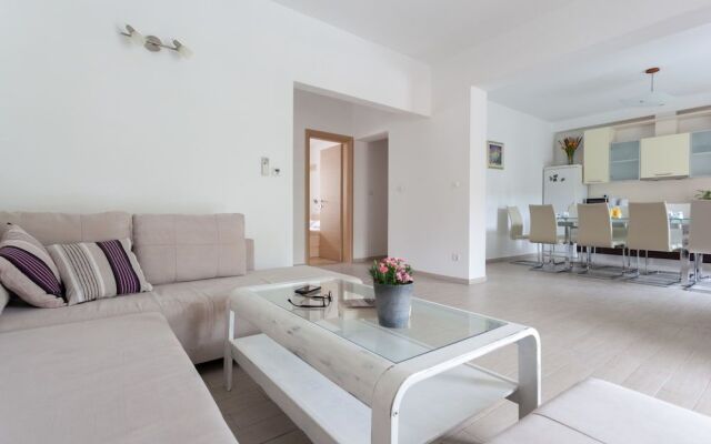 Hedera Estate Hedera A23