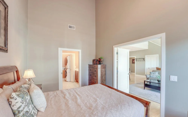 Marina, Pool & Balcony: Modern Spring Lake Condo