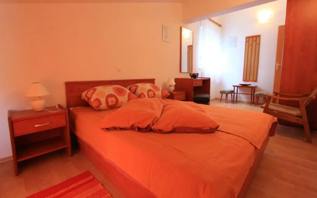 Apartment Maro