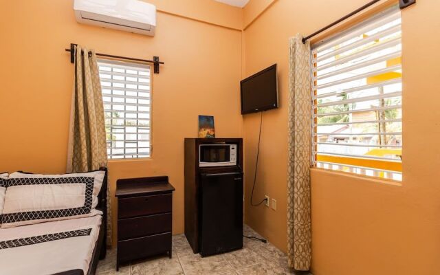 San Pedro Studios and Suites