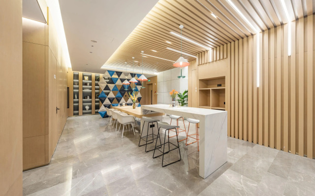 Holiday Inn Express Shanghai Expo Centre by IHG