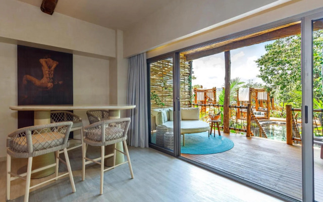 Hotel Shibari Tulum - Restaurant & Cenote Club