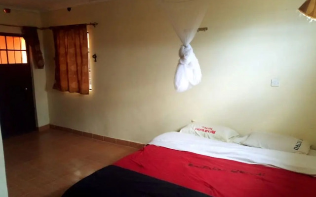 Rene Bistro Hotel