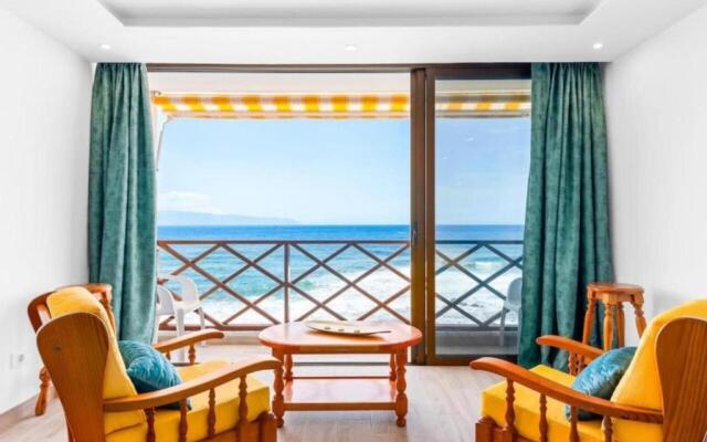 Neptuno ocean front suite