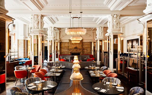 Kimpton Fitzroy London by IHG