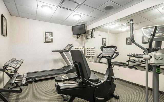 Comfort Inn & Suites