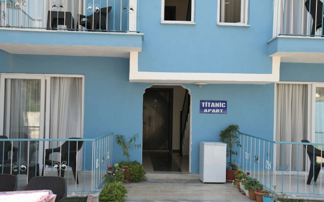 The Titanic House
