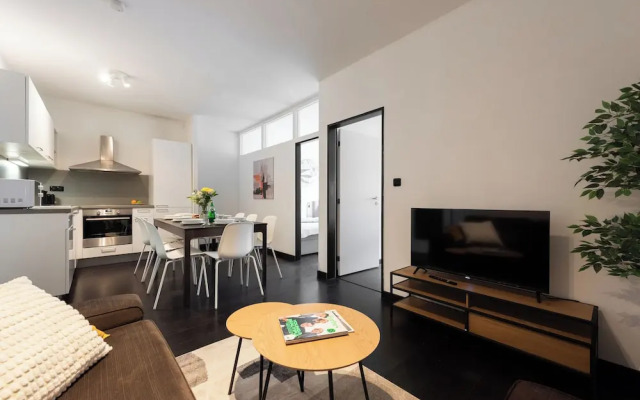 Stylish 3-bedroom apartment with balcony